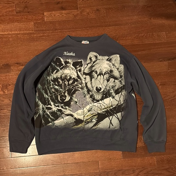 Hanes Other - Vintage Hanes Alaska Wolf Graphic Men's Crewneck Sweater - Dark Gray Size: Large
